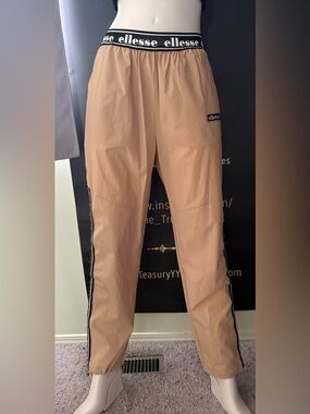 NWOT ellesse Tan Jogger Pants with Black Logo Waistband